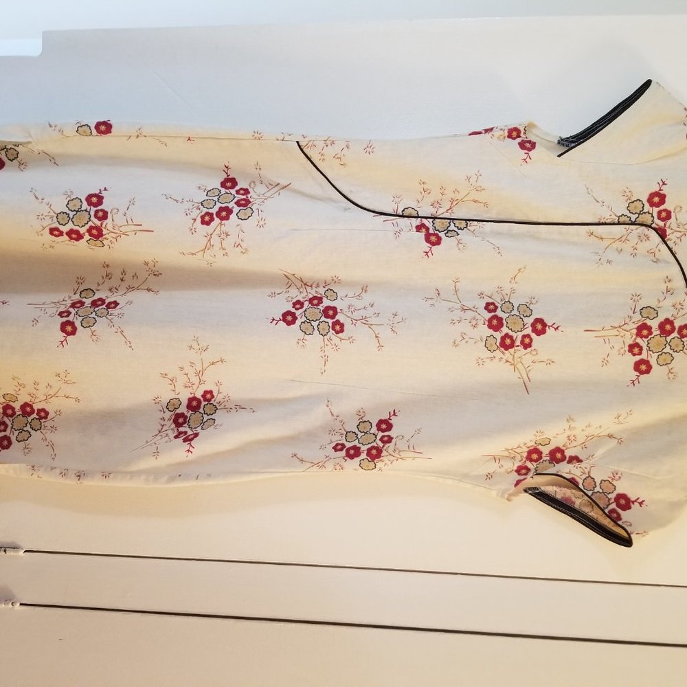 Custom Dress - Picture 3 of 6